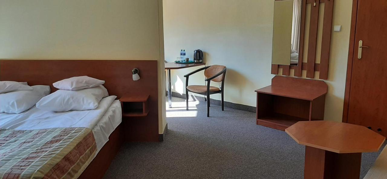 Hotel Kopernik Фромборк Экстерьер фото