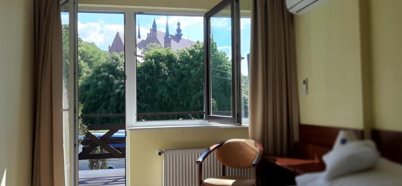 Hotel Kopernik Фромборк Экстерьер фото