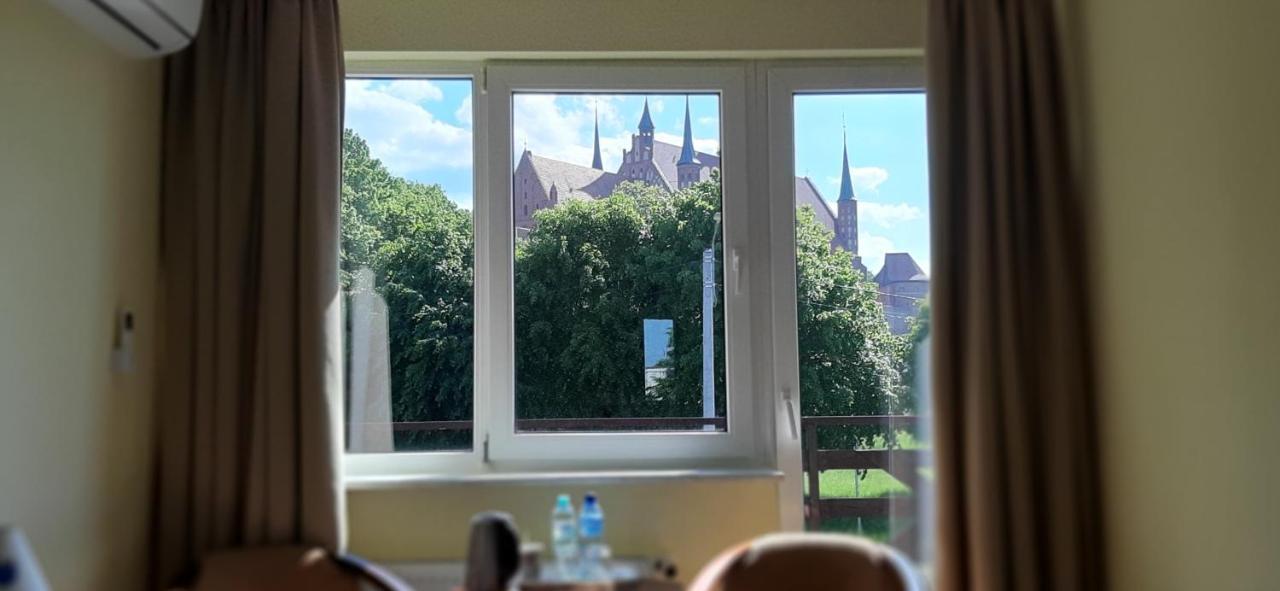Hotel Kopernik Фромборк Экстерьер фото