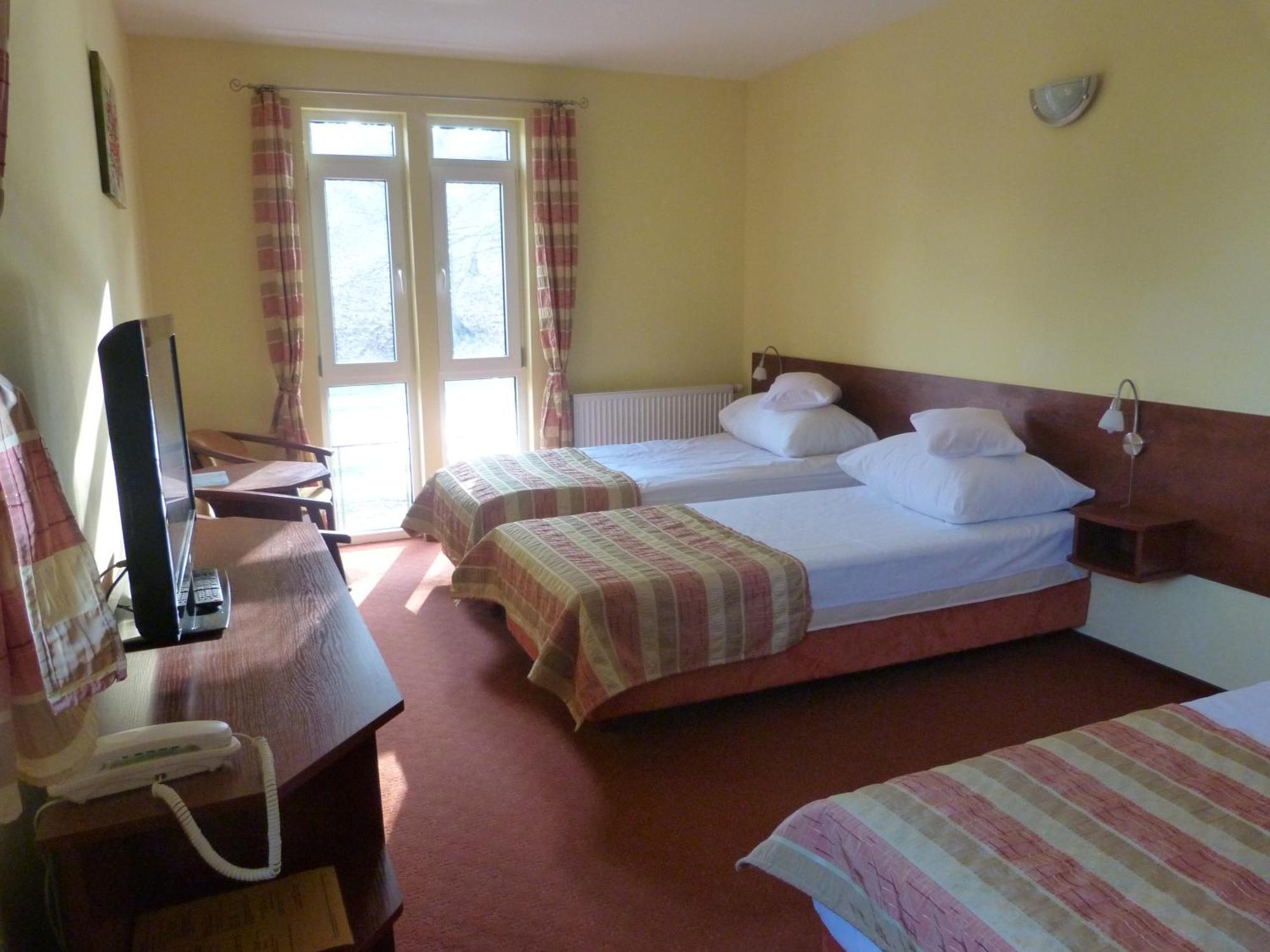 Hotel Kopernik Фромборк Экстерьер фото