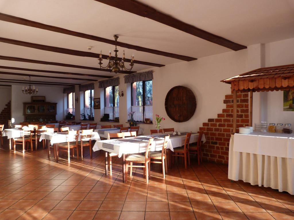 Hotel Kopernik Фромборк Экстерьер фото