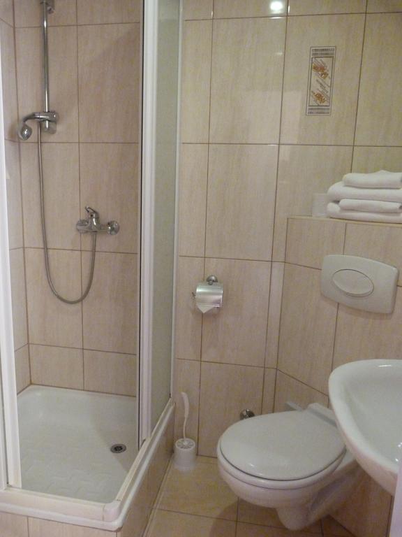 Hotel Kopernik Фромборк Экстерьер фото