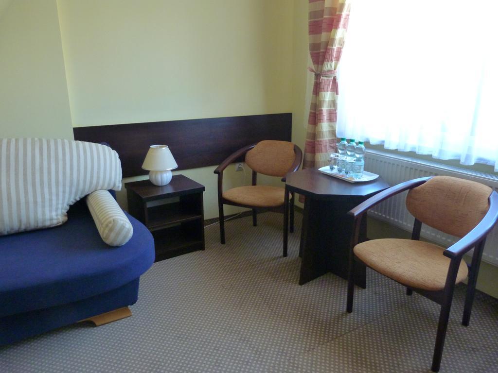 Hotel Kopernik Фромборк Экстерьер фото