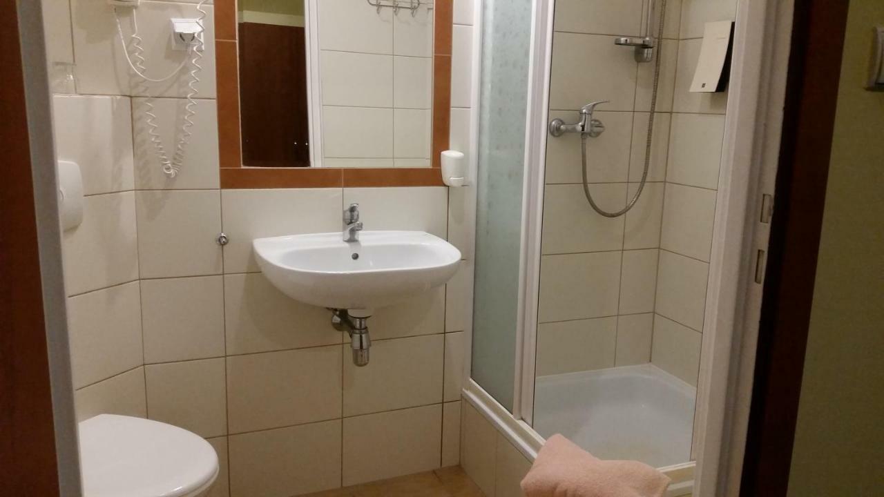 Hotel Kopernik Фромборк Экстерьер фото